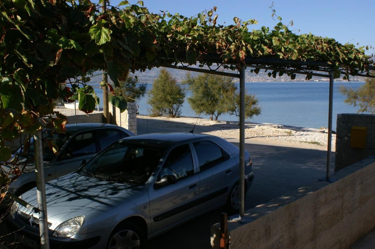 Apartments By The Sea Slatine, Ciovo - 1128 Экстерьер фото
