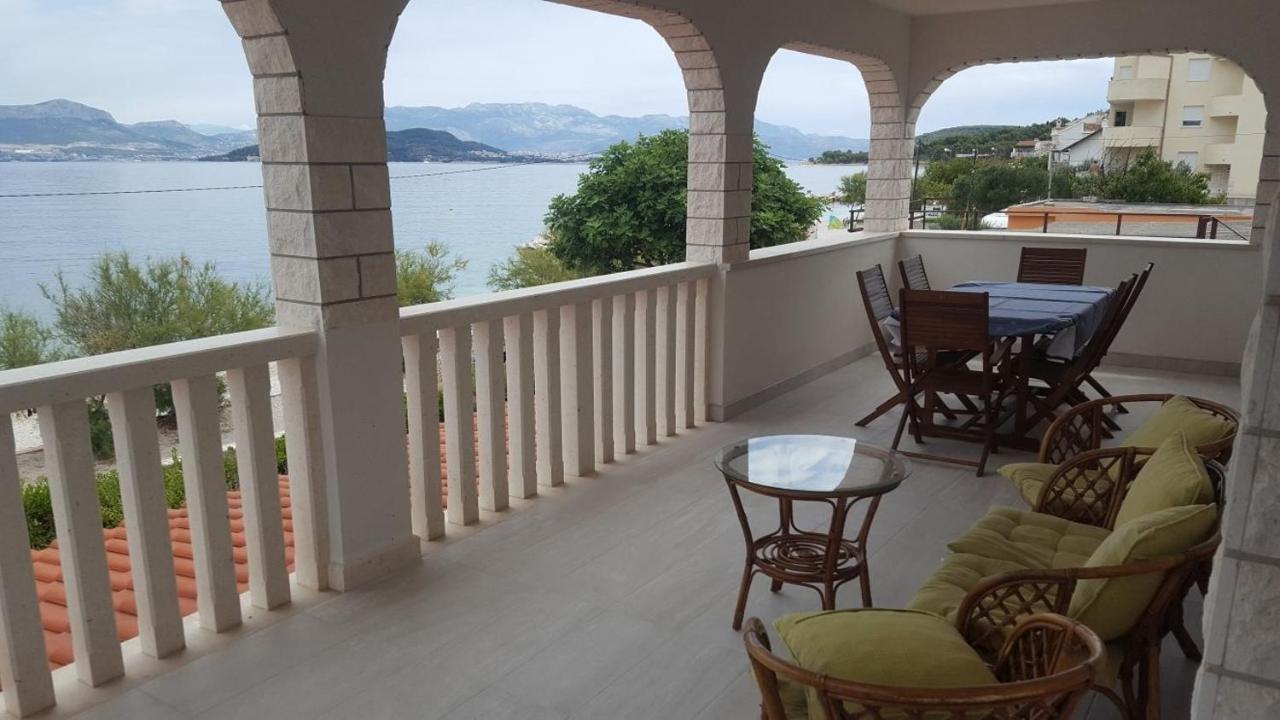 Apartments By The Sea Slatine, Ciovo - 1128 Экстерьер фото