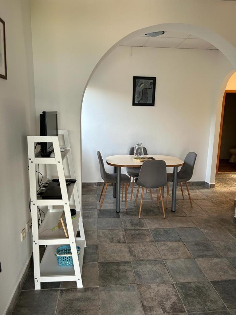 Apartments By The Sea Slatine, Ciovo - 1128 Номер фото