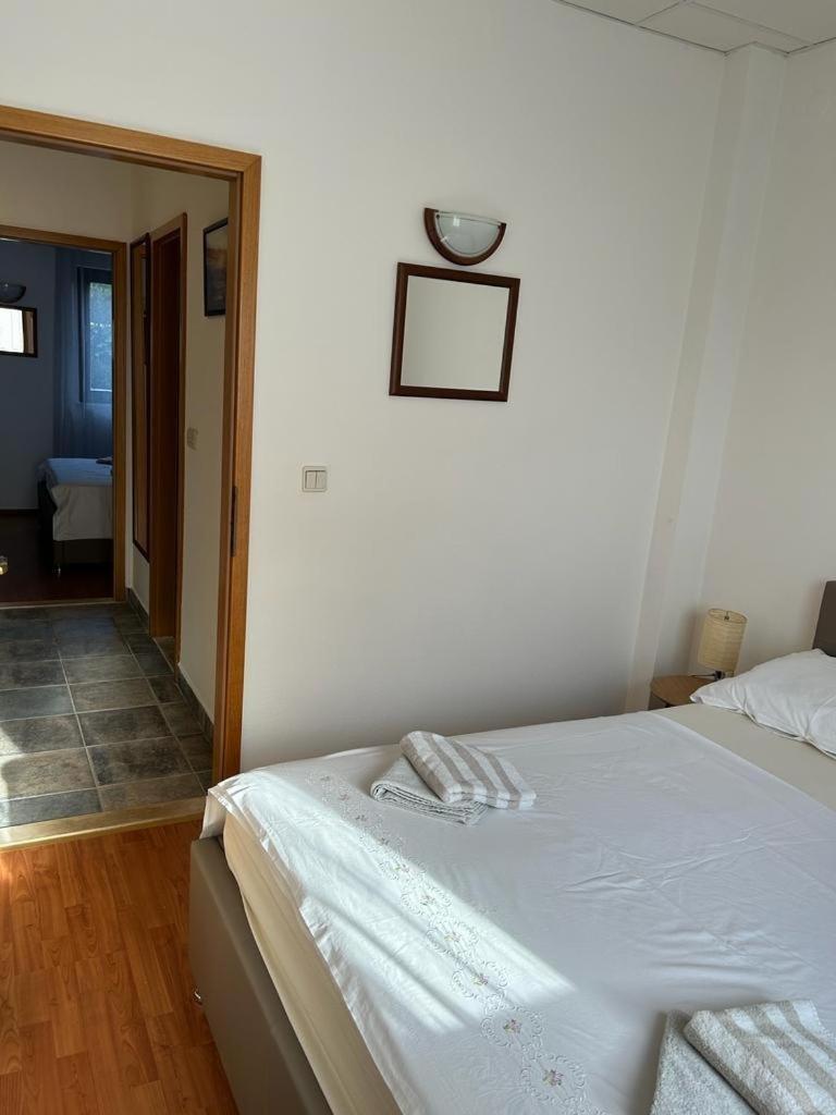 Apartments By The Sea Slatine, Ciovo - 1128 Номер фото