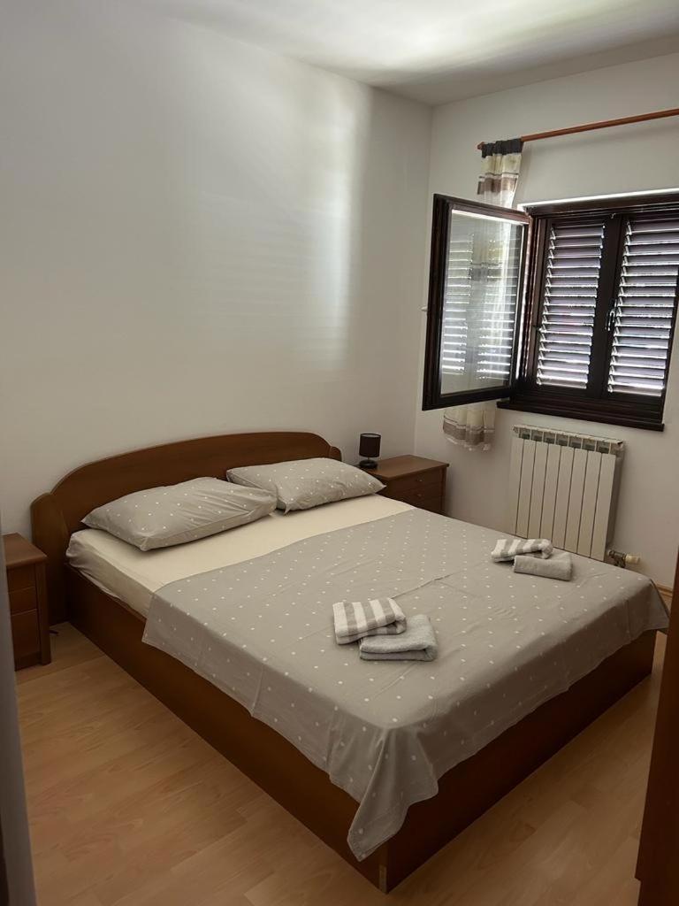 Apartments By The Sea Slatine, Ciovo - 1128 Экстерьер фото